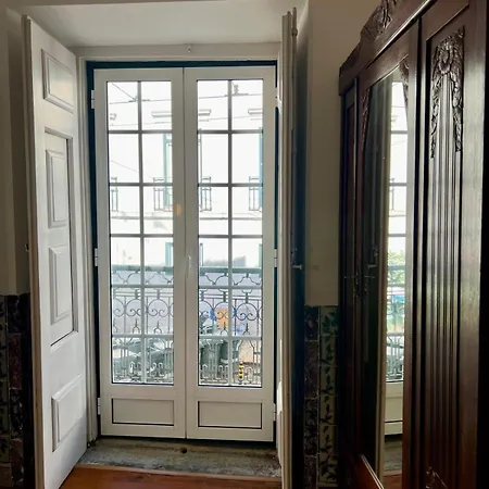 Portuguese Style With Balcony Tram28 Stop アパート リスボン